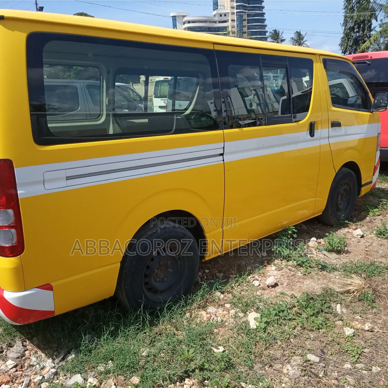 Toyota Hiace Auto DIESEL