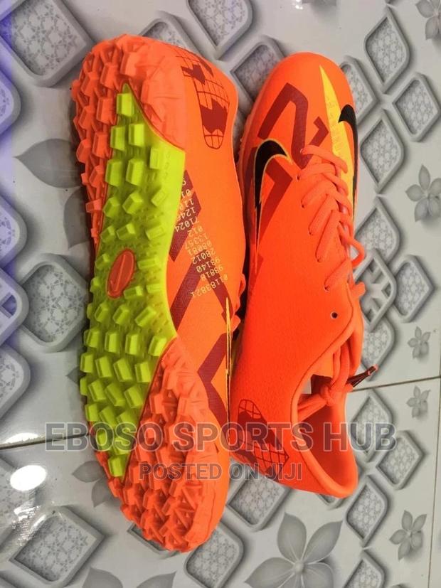 Original Latest Football Trainers - thumbnail 4