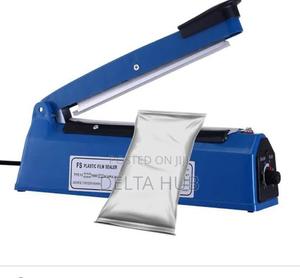 Sealing Machine - main view