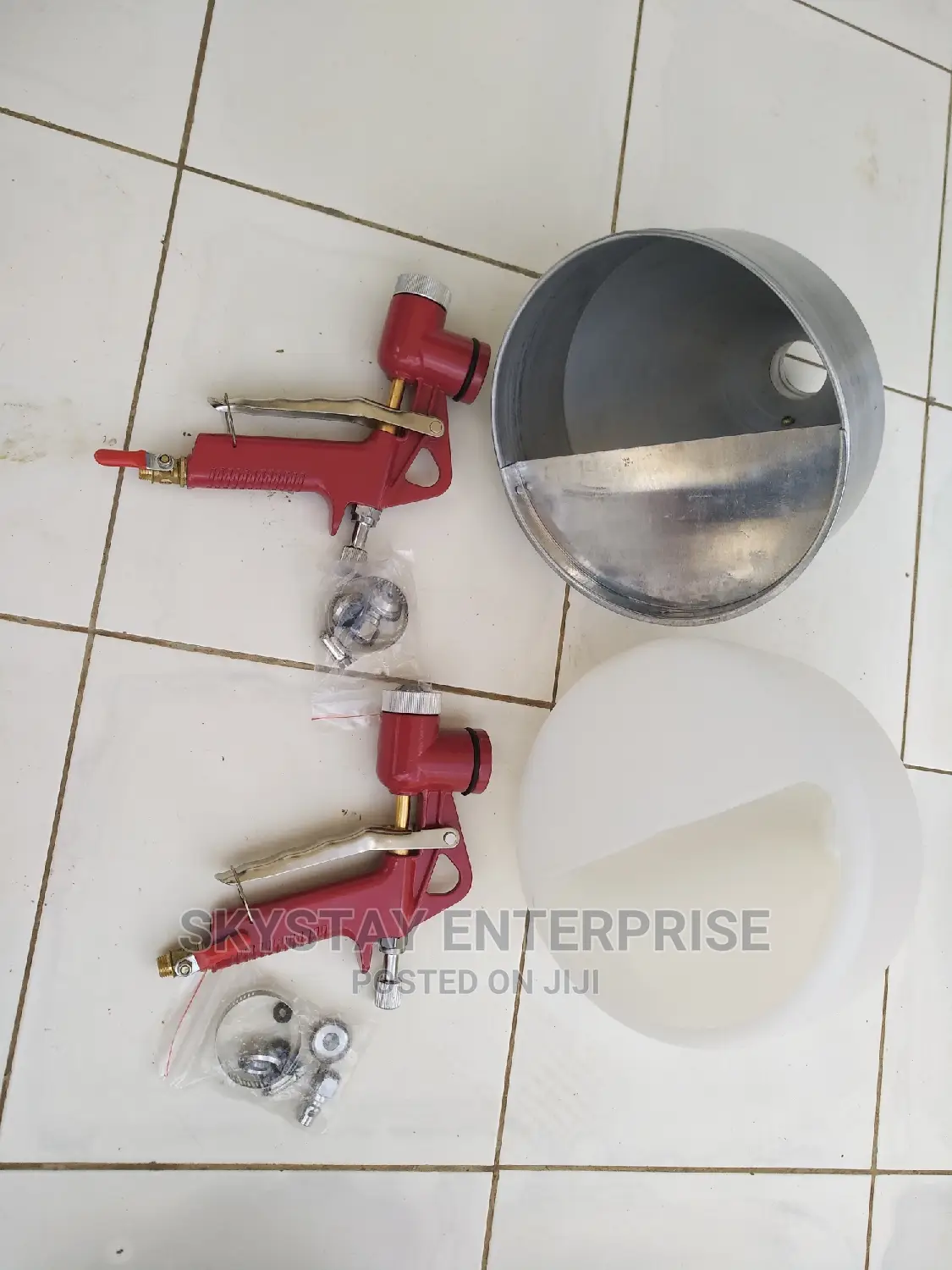 Hopper Spray Gun With Ceiling Spray Adaptor