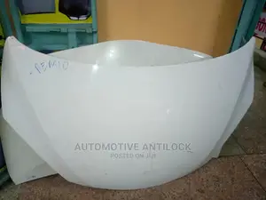 Best Price! Mazda Demio 2010 Bonnet