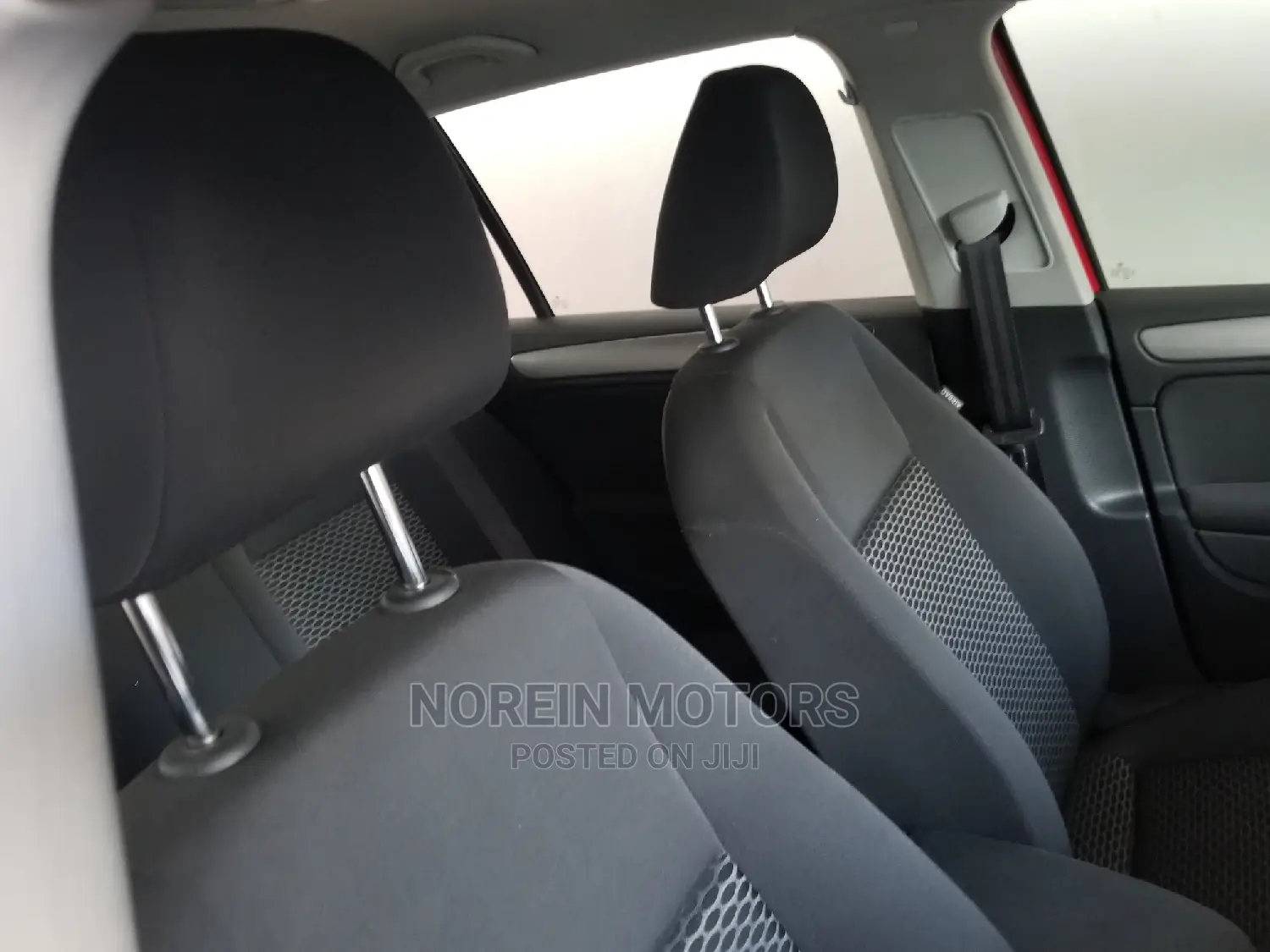 Volkswagen Golf 2015 Red
