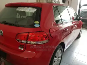 Volkswagen Golf 2015 Red
