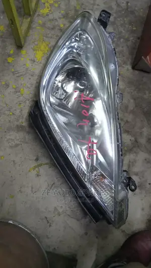 Honda Fit 2012 Xenon Headlight