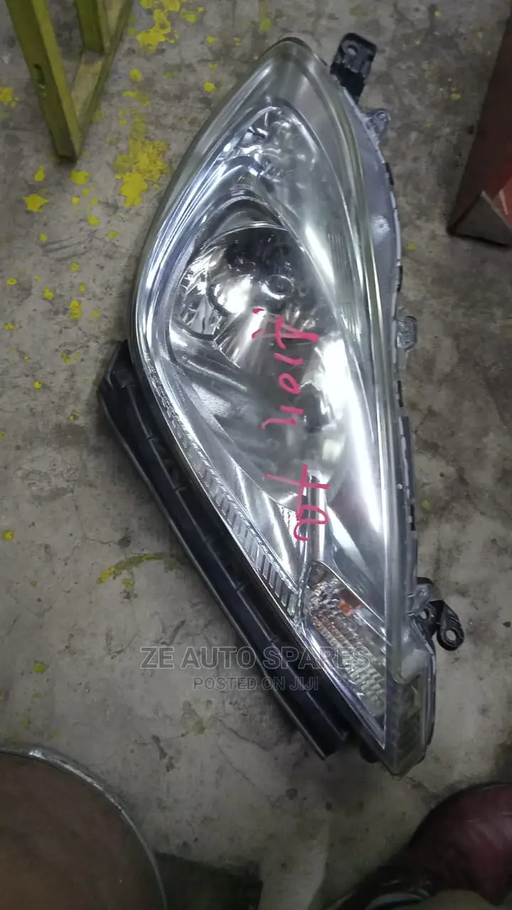Honda Fit 2012 Xenon Headlight