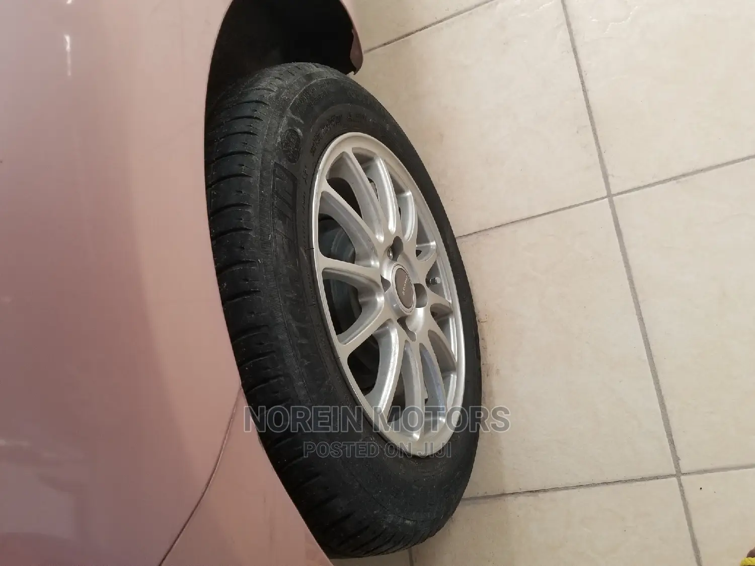 Nissan March 2014 Pink