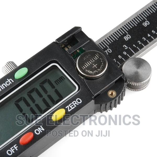 LR44 Button Cell for Digital Thermometer - thumbnail 4