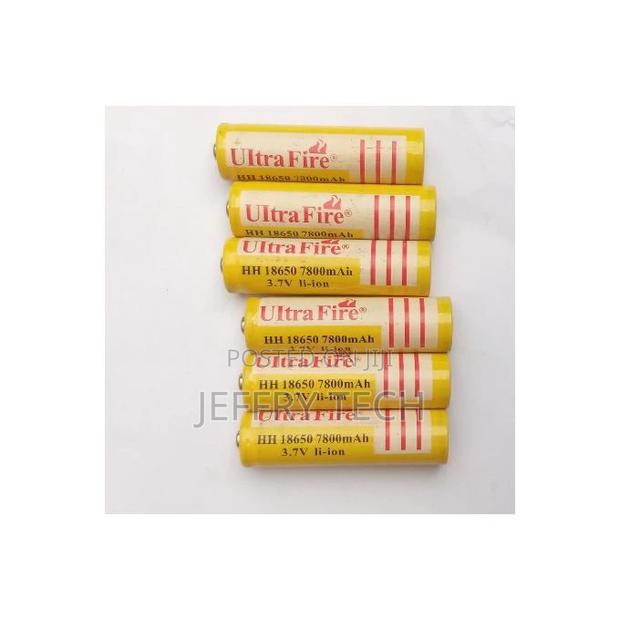 7800mah 3.7V 18650 Flat-Head Lithium Battery