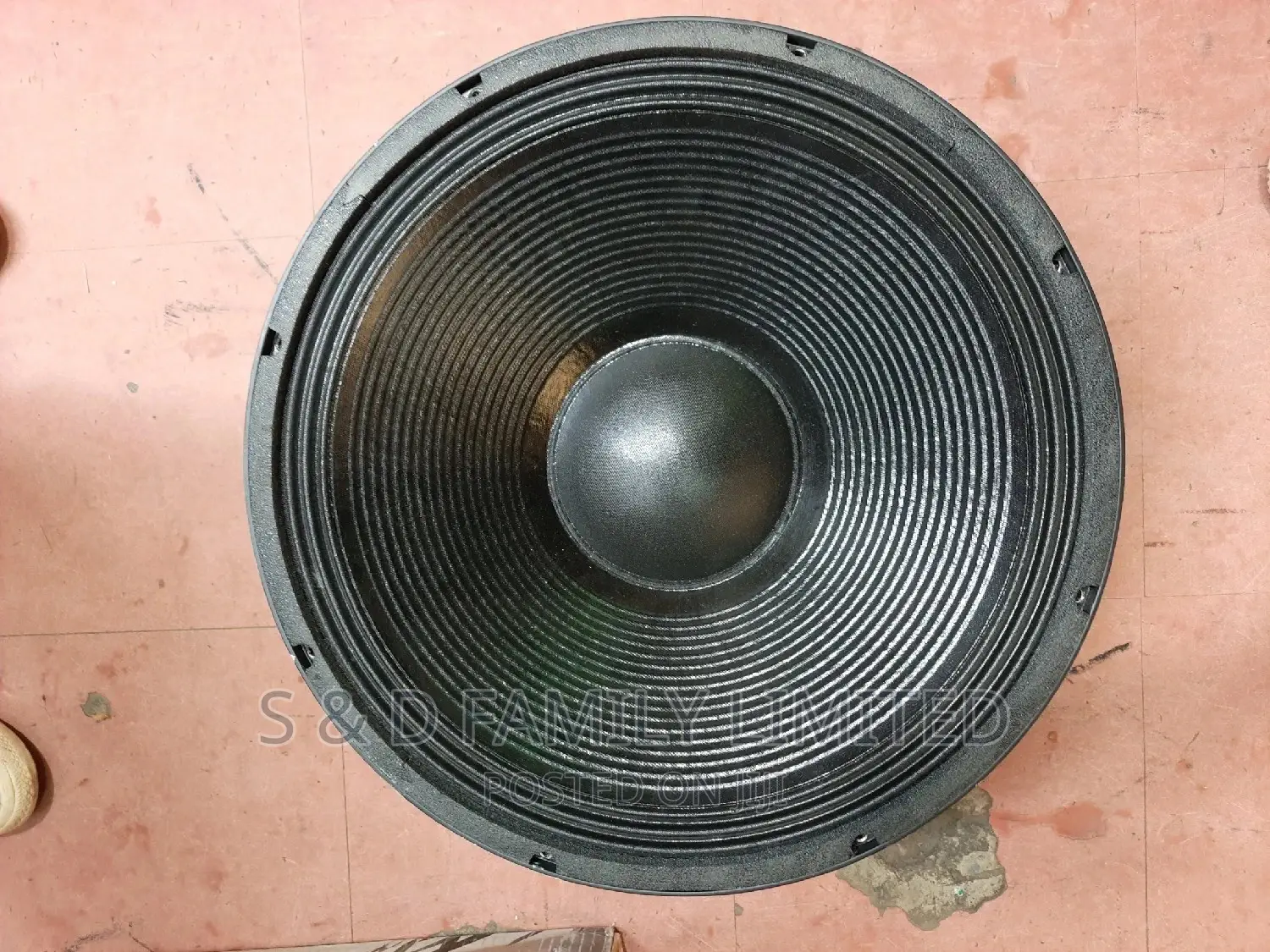Dexo 18 Inch Base Speaker