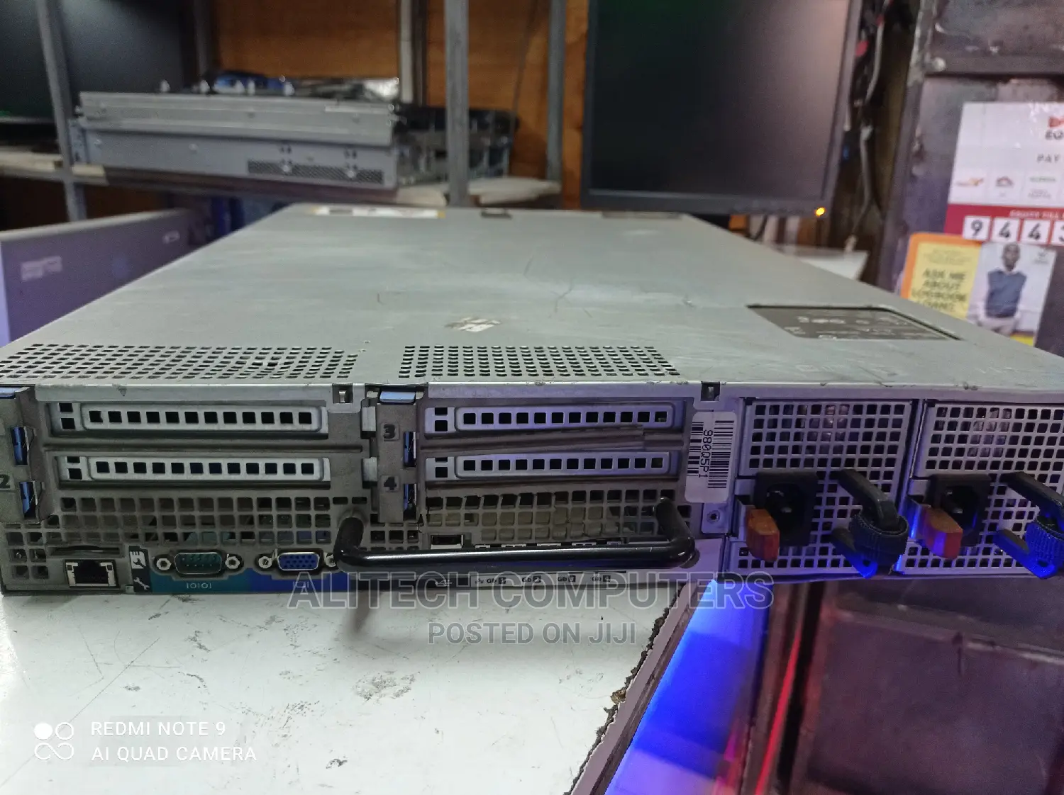 Server Dell PowerEdge R710 16GB Intel Xeon HDD 320GB