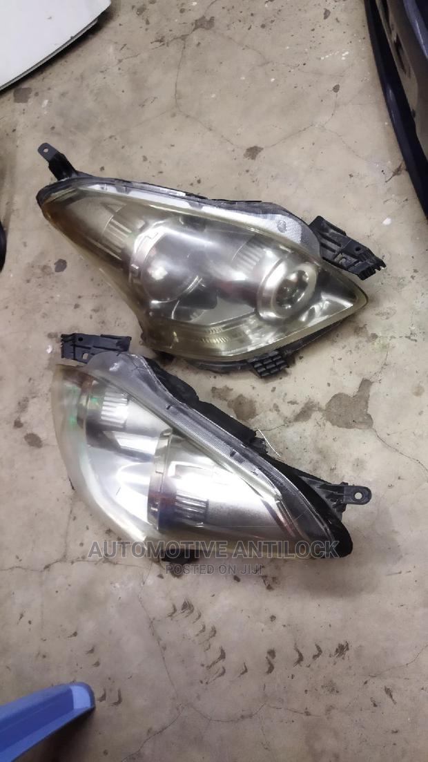 Ractis 2008 Xenon Headlights