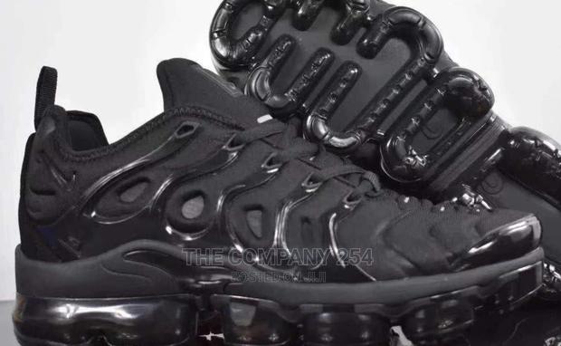 Nike Vapormax Plus - main view
