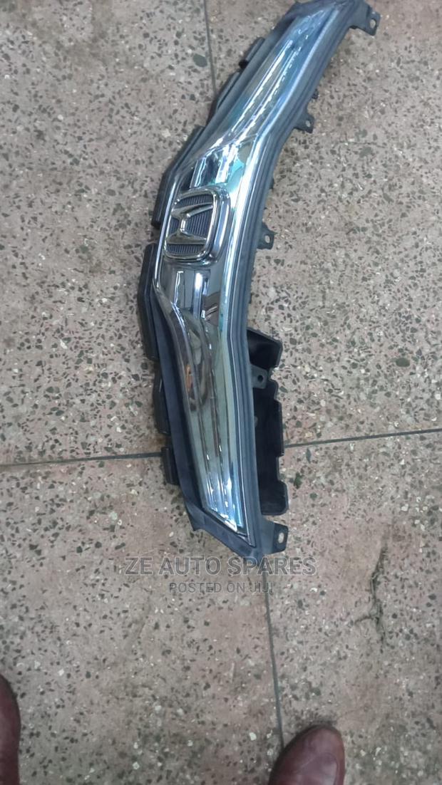 Honde Fit 2012 Grill - main view