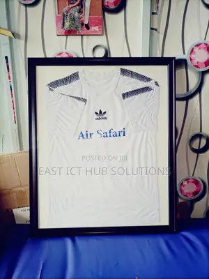 Frame That Jersey! Class Photo Framing