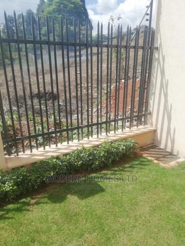 Quality Pallisade and Electric Fence - thumbnail 4