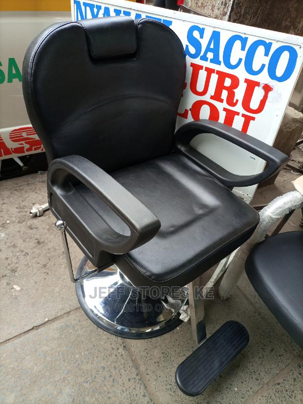 Black Mini Barber Chair - main view