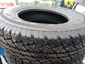 205/80r16c Maxtrec Tyre (A/T) Lt