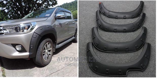 Revo Wheel Arch Fenders : For Toyota Hilux: Yr2018+, Black,