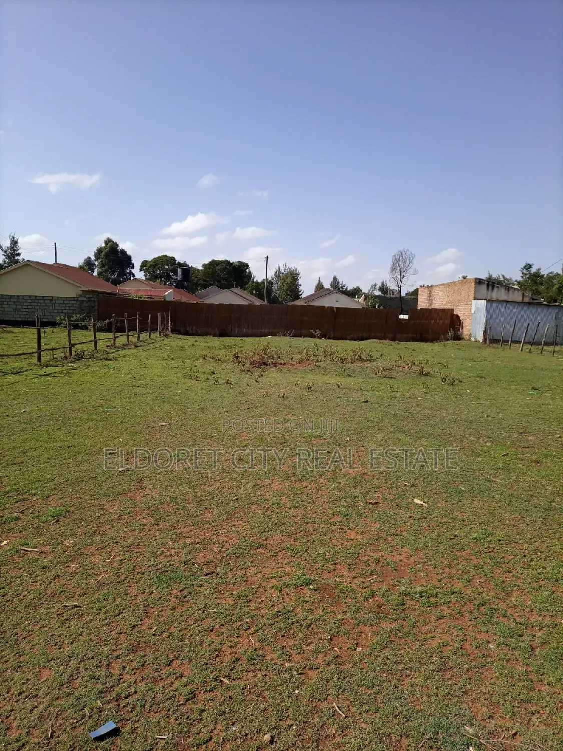 1/4 Plot Kimumu With Title Ideal for Rental