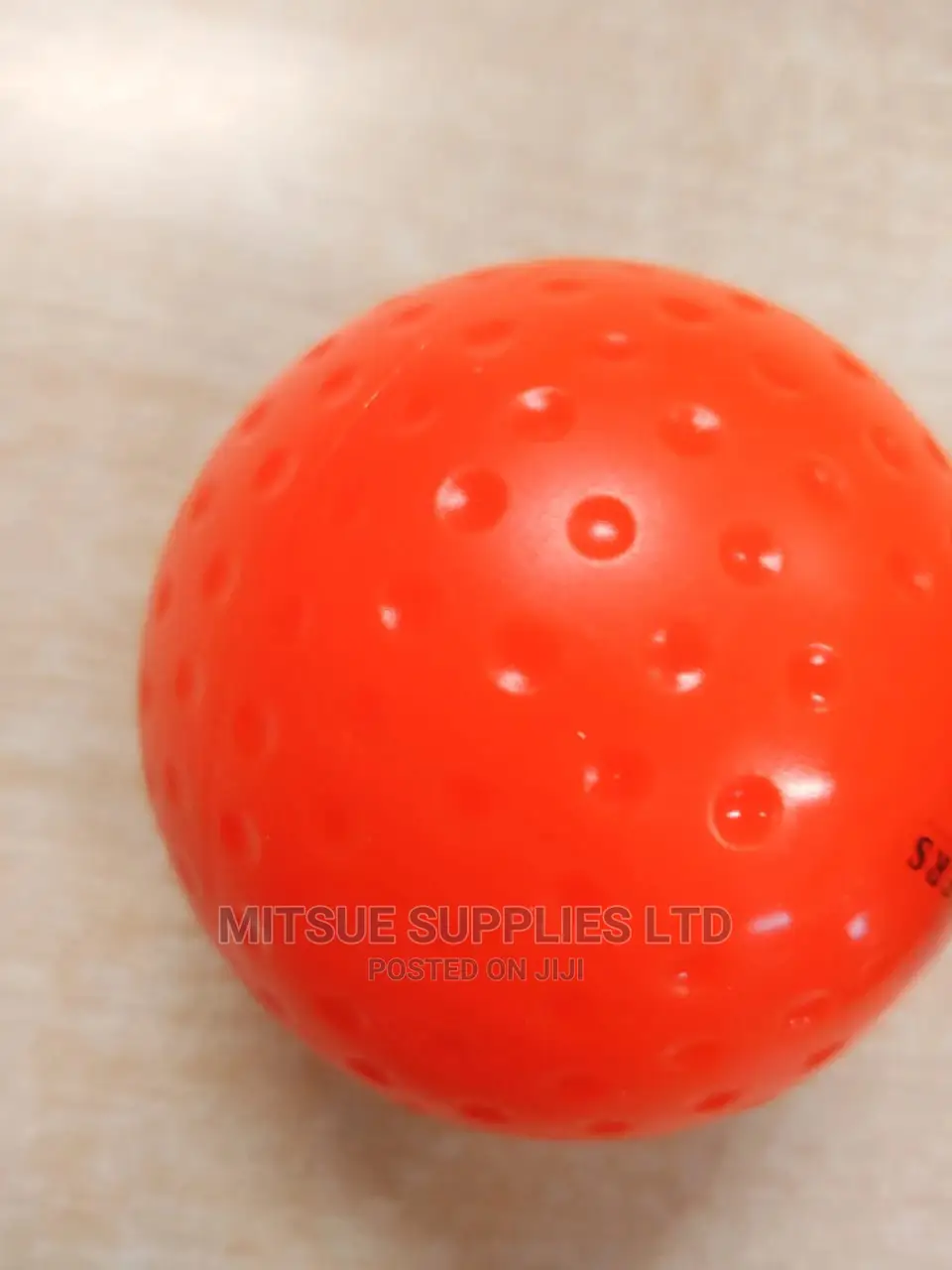 Hockey Ball Dimple GT. Reader
