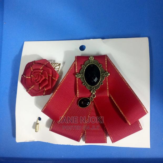 Red French Bowtie - main view