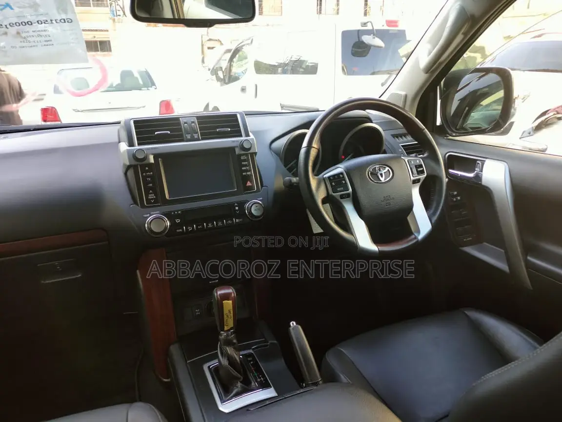 Toyota Land Cruiser Prado 2015 2.8 D-4d Black