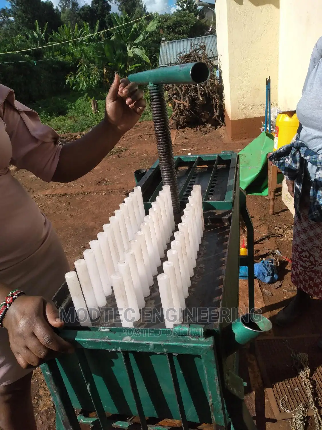 Modtec: Candle Making Machine