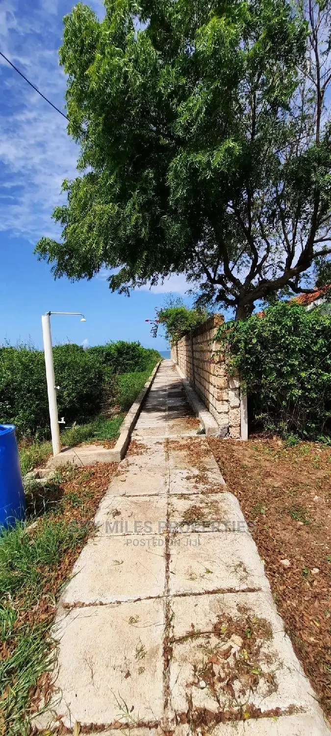 Prime 1 Acre on Sale at Vipingo Beach Estate