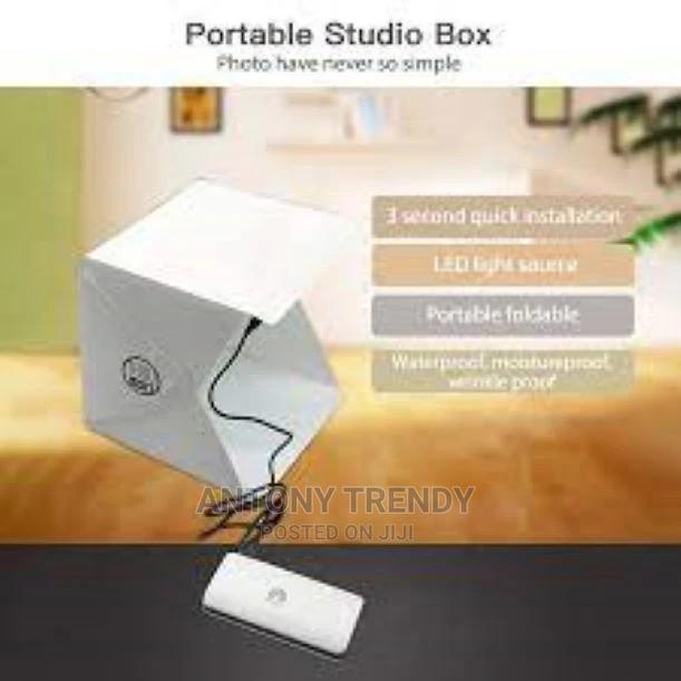 Portable Folding Mini 3 Modes Dimmable LED Ring Light Box 20 - main view