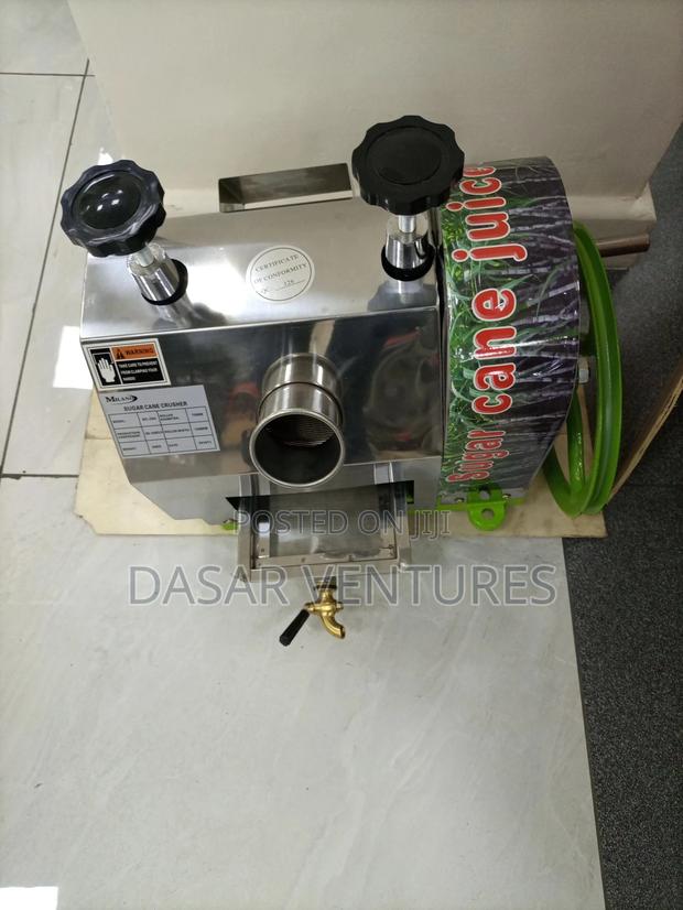 Manual Sugarcane Juice Extractor - thumbnail 2