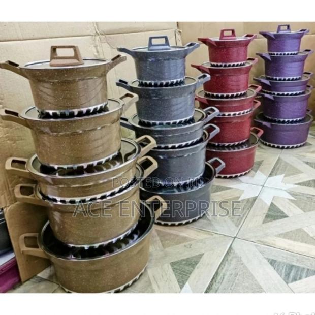 Grey Marble Coating 10 Pieces Die Casting Cookware Set. - main view