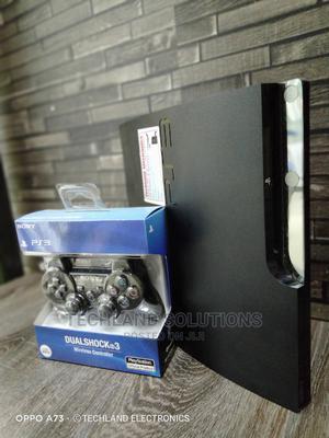 Playstation 3+13games + One Pad - thumbnail 2