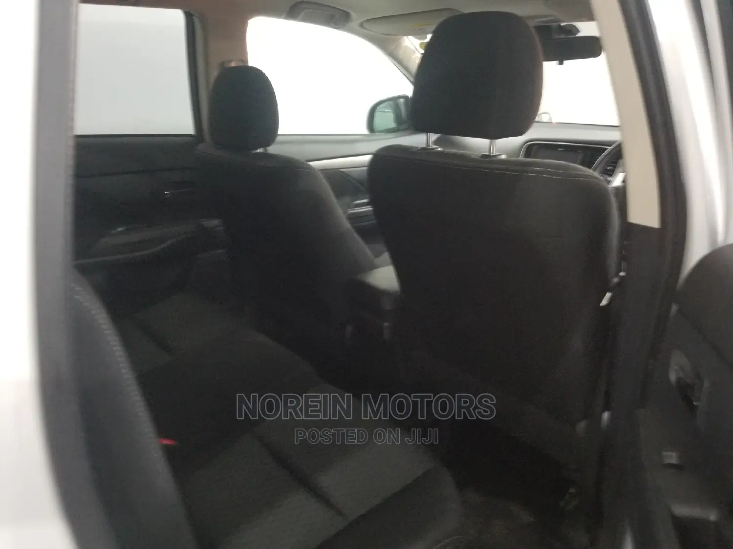 Mitsubishi Outlander 2015 Pearl