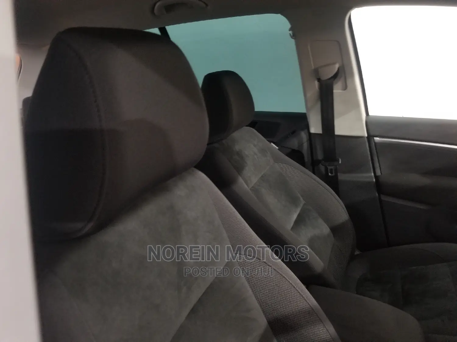 Volkswagen Tiguan 2015 Pearl