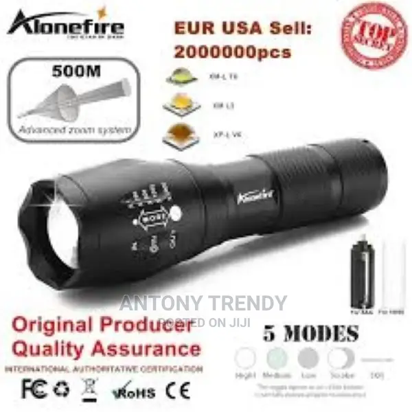 XM-L T6 LED Flashlight Torch Zoomable Life Waterproof 5-Mode
