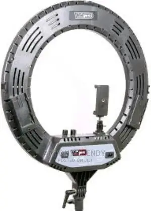 CONVENIENT COLD Shoeneewer Rl-18-Inch LED Ring