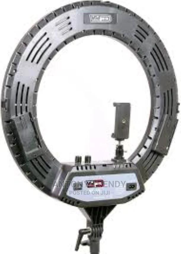 CONVENIENT COLD Shoeneewer Rl-18-Inch LED Ring - main view