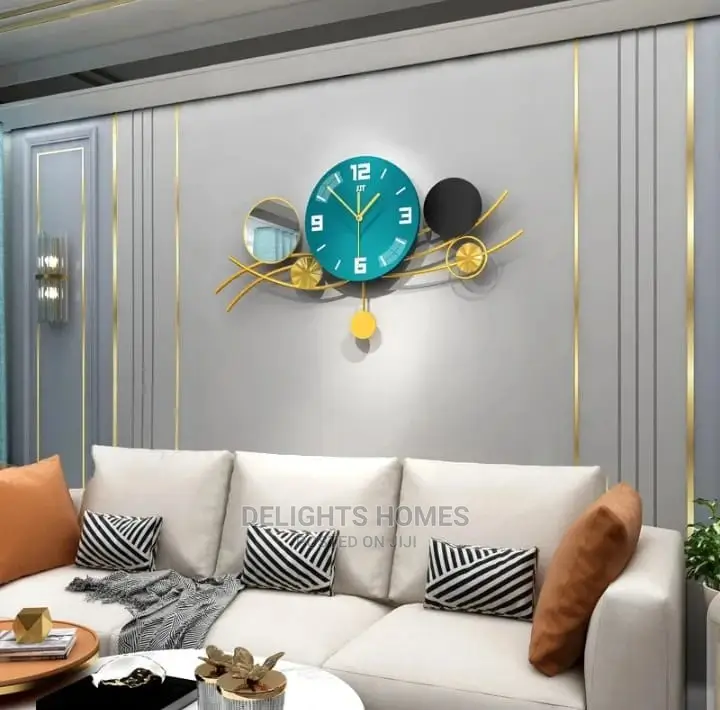 Classy Wall Clock/Wall Decor*