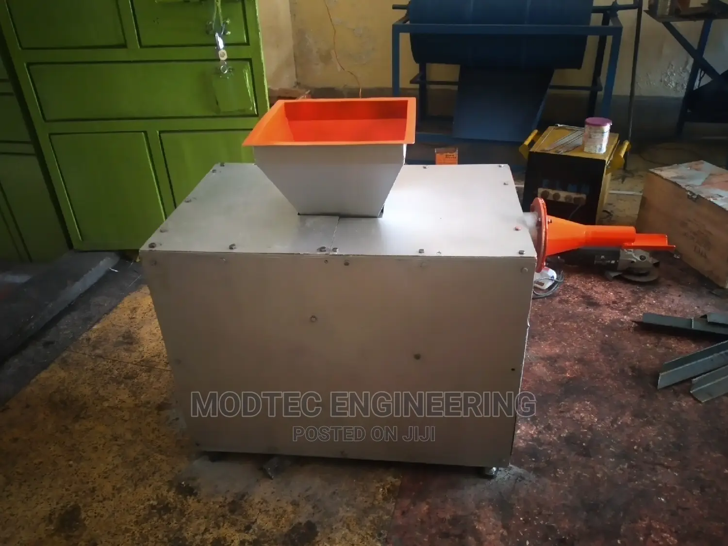 Charcoal Briquette Machine