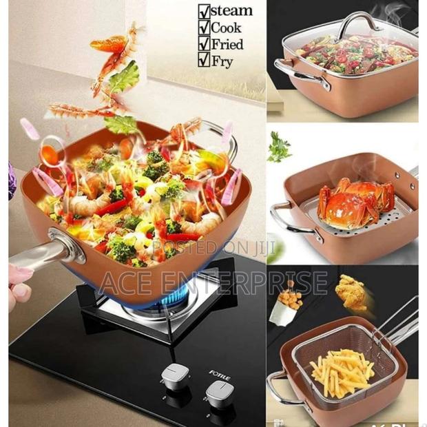 Copper Pan With Handle. - main view