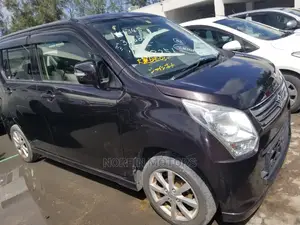 Suzuki Wagon 2015 Purple