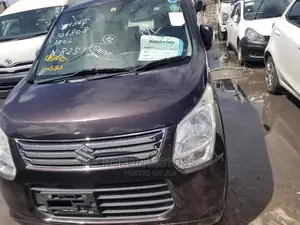 Suzuki Wagon 2015 Purple