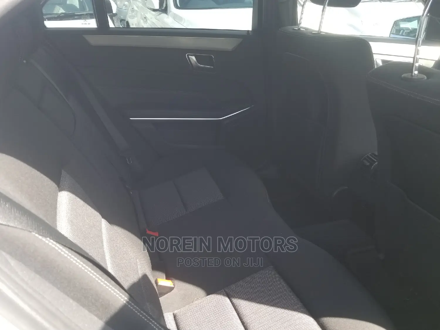 Mercedes-Benz E250 2015 Silver