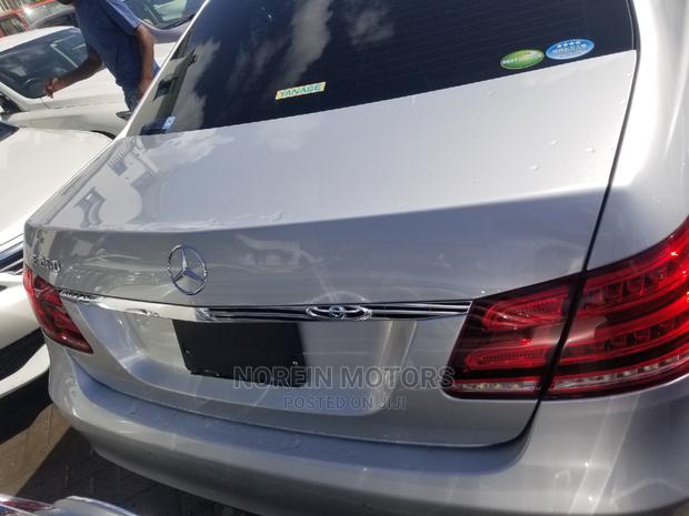 Mercedes-Benz E250 2015 Silver - thumbnail 12