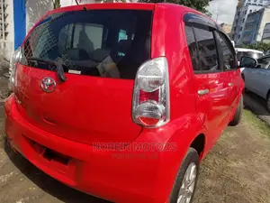 Toyota Passo 2015 Red