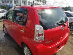 Toyota Passo 2015 Red