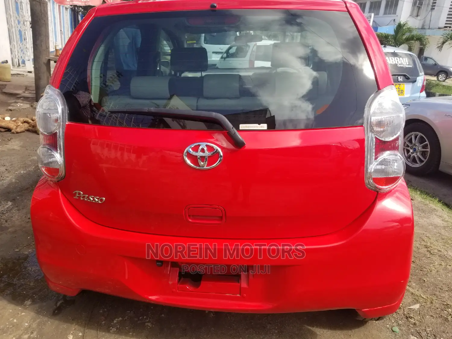 Toyota Passo 2015 Red
