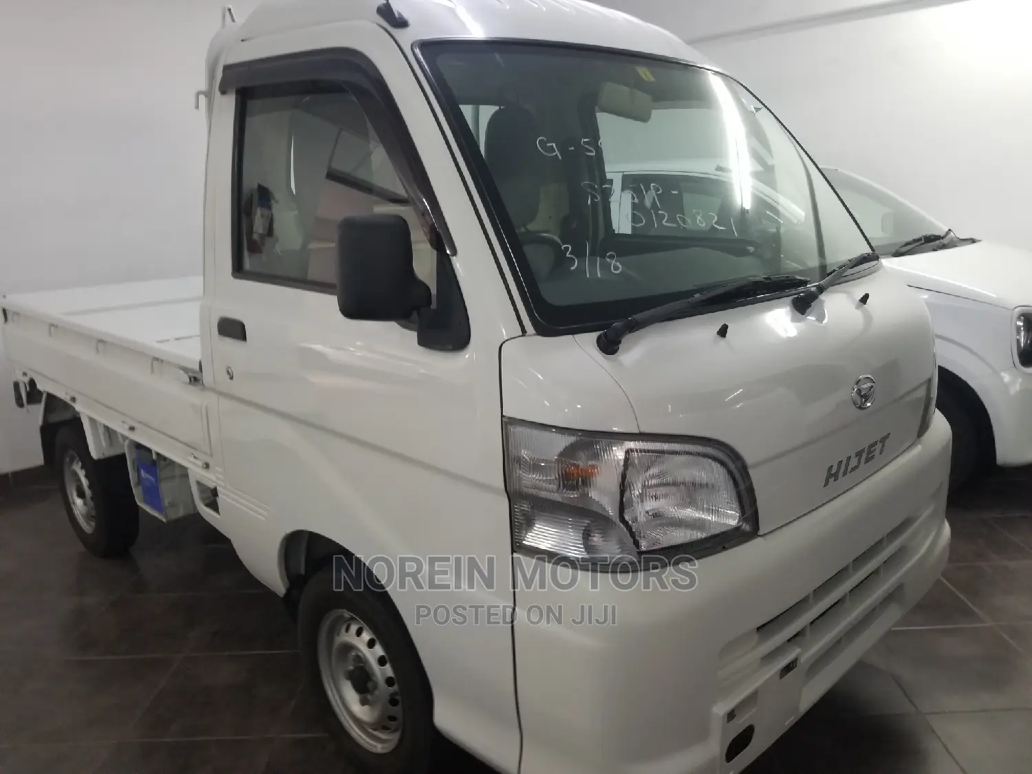 Daihatsu HIJET 2013 White