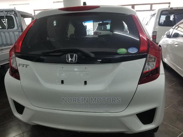 Honda Fit 2015 Pearl - thumbnail 3