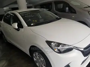 Mazda Demio 2014 Green